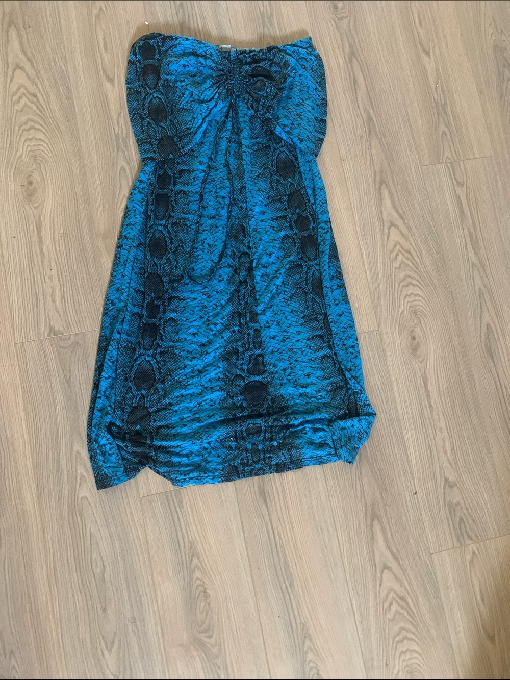 VENUS Strapless Teal Snake-Print Tube Dress